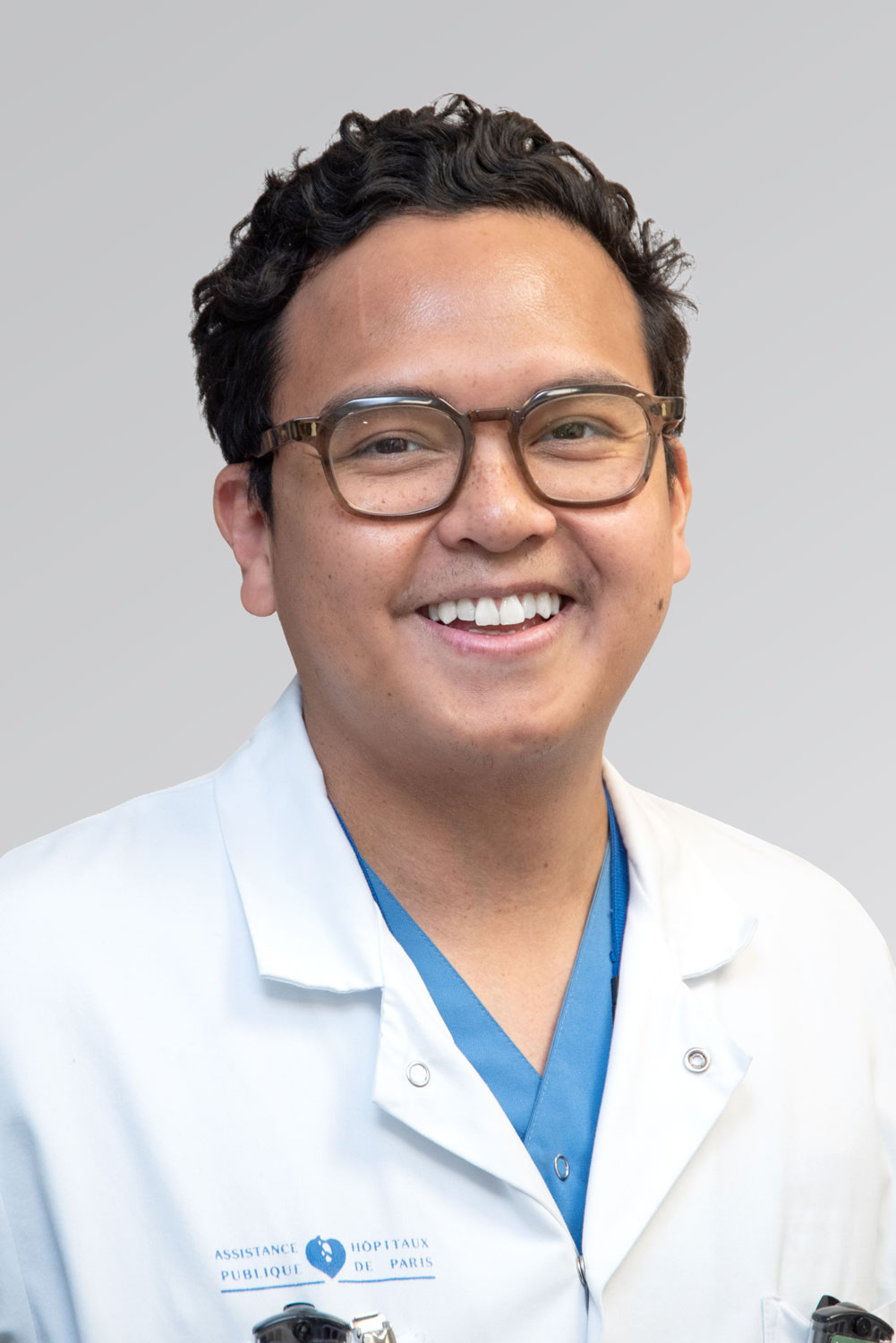 Dr. Léo Razakamanantsoa